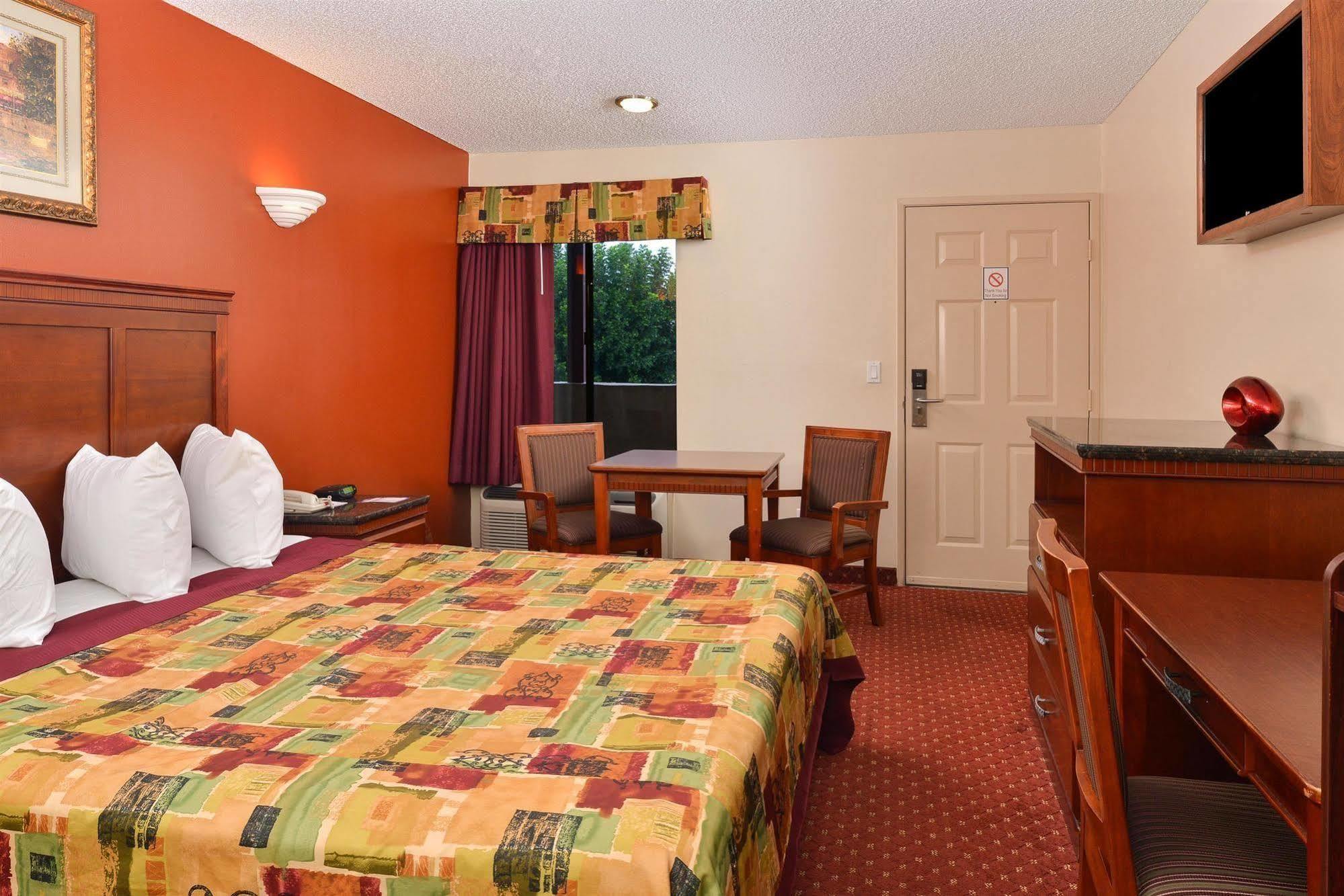 Americas Best Value Inn Redlands San Bernardino Bagian luar foto